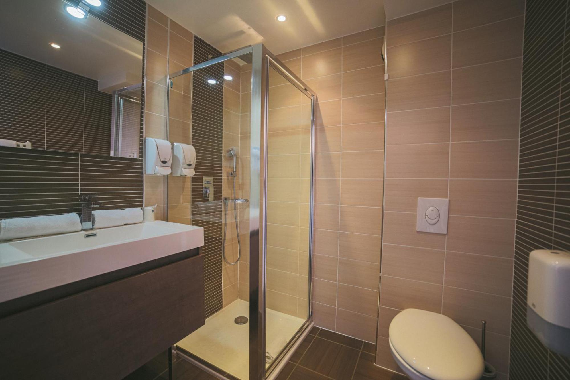 Hotel Holidays & Work Hotel Sanary-sur-Mer