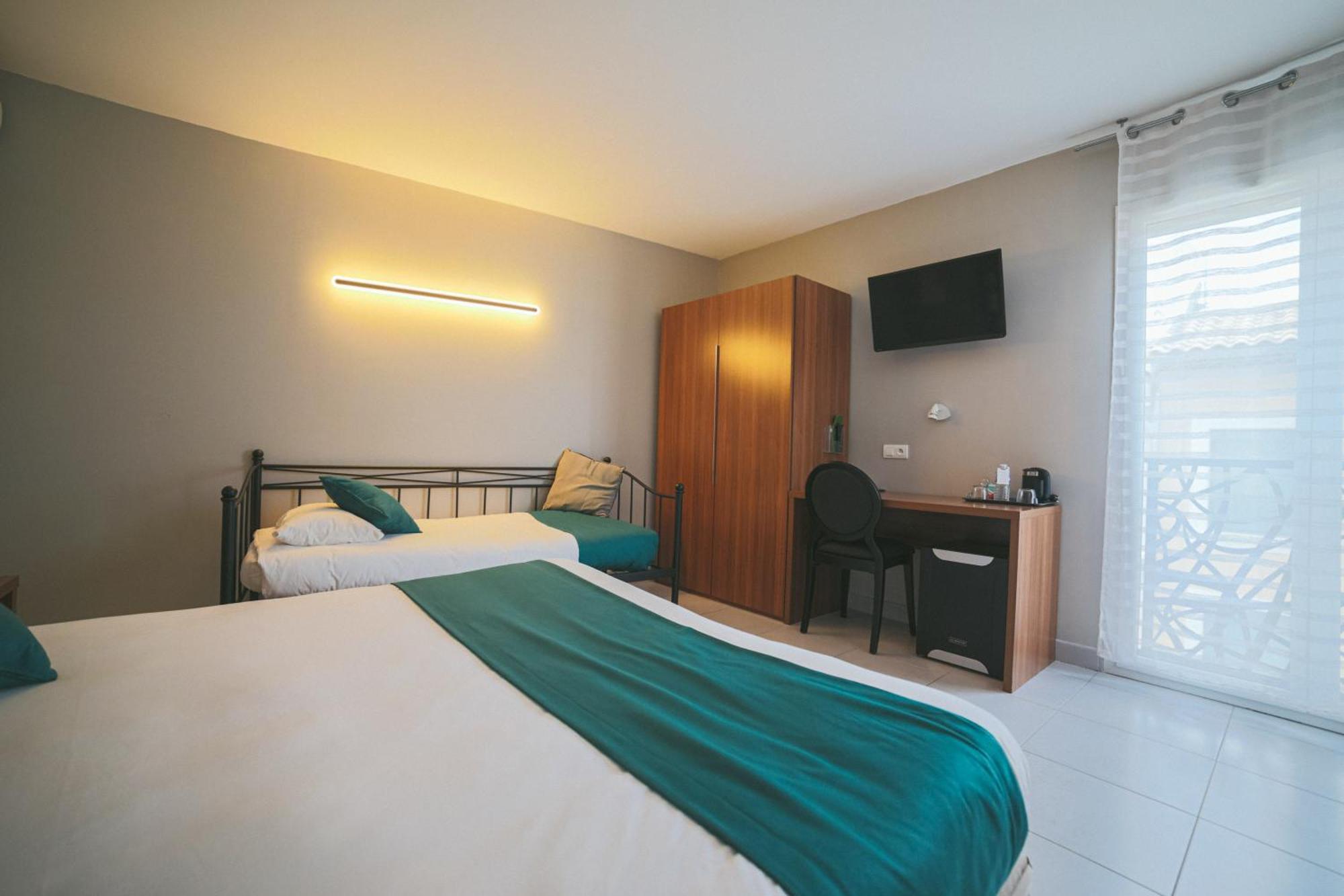 Holidays & Work Hotel Sanary-sur-Mer