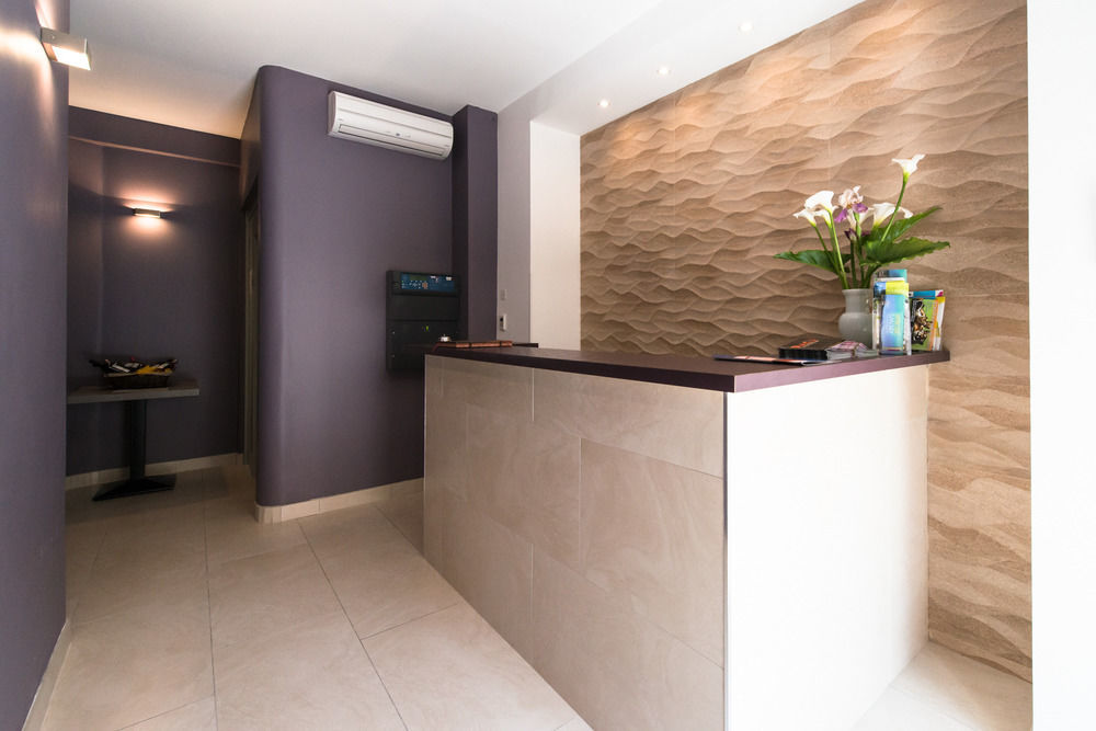 Holidays & Work Hotel