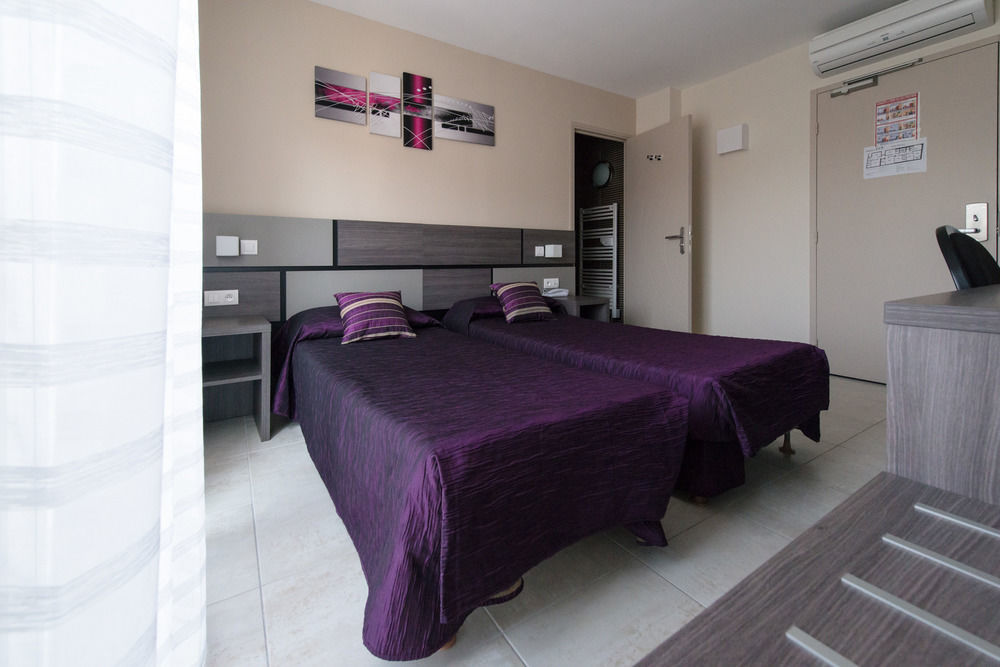 Holidays & Work Hotel Sanary-sur-Mer